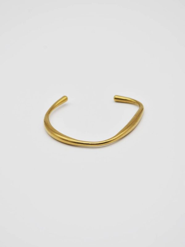 PULSEIRA RÍGIDA IRREGULAR