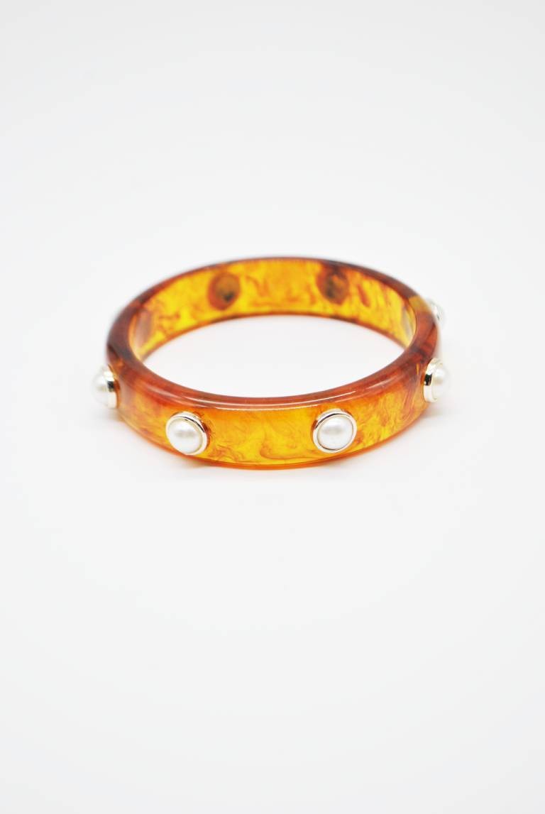 PULSEIRA RIGIDA COM PÉROLAS PULSEIRA RIGIDA COM PÉROLAS
