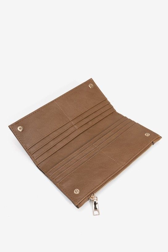 Porta-moedas castanho com tachas Porta-moedas castanho com tachas