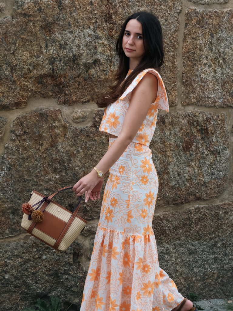 SAIA MIDI COM FOLHO SAIA MIDI COM FOLHO